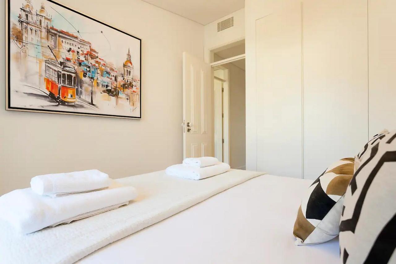 Flh Mouraria Art Apartment With Pool Lisboa Ngoại thất bức ảnh
