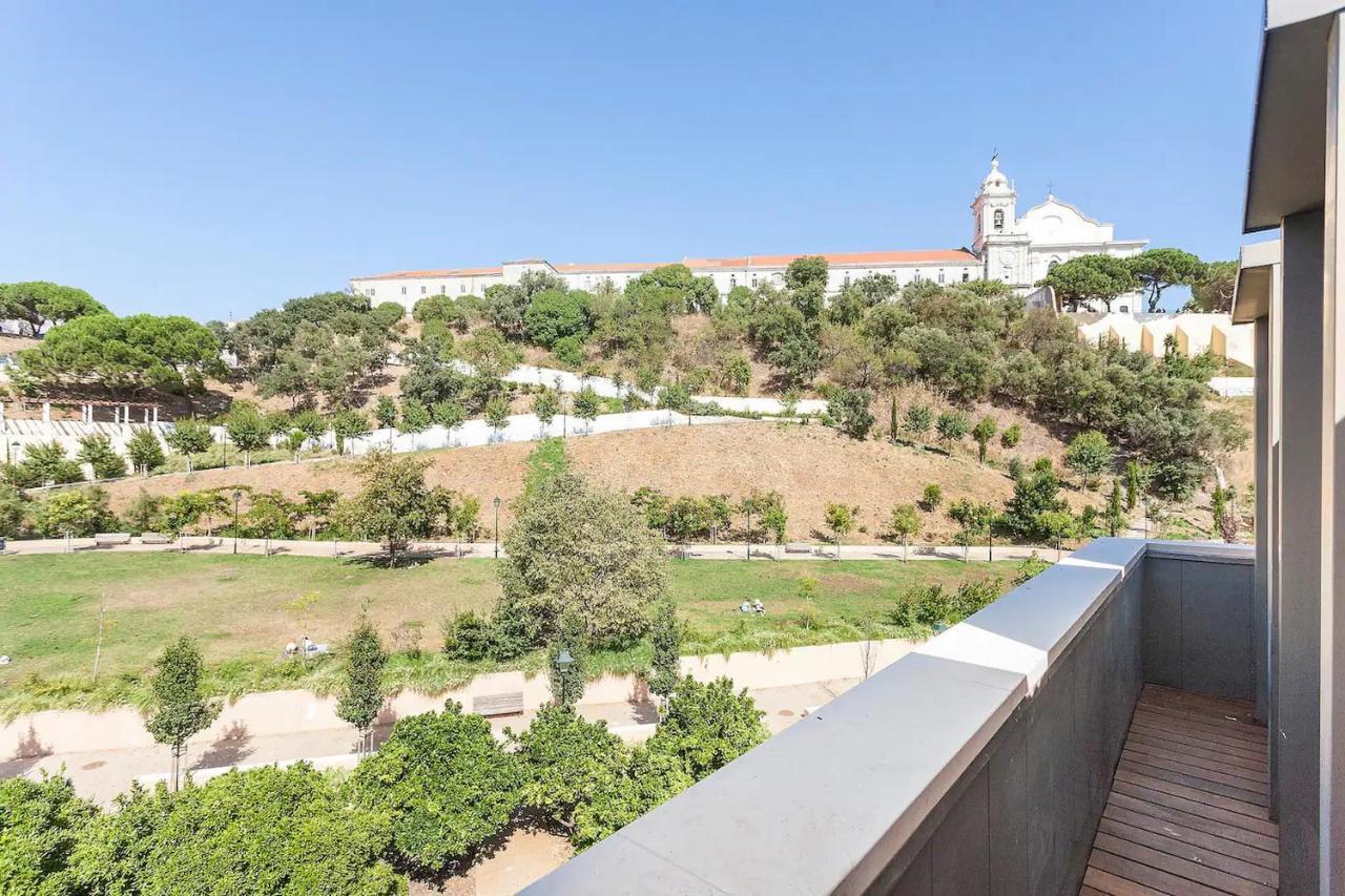 Flh Mouraria Art Apartment With Pool Lisboa Ngoại thất bức ảnh